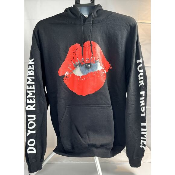 The Kid Laroi End Of The World US Tour 2022 Hoodie Adult Lips Size Large New - Picture 1 of 14